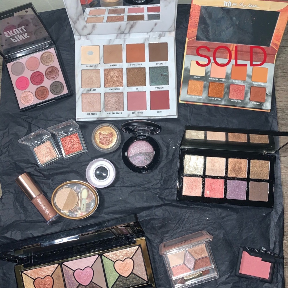 Eyeshadow lot